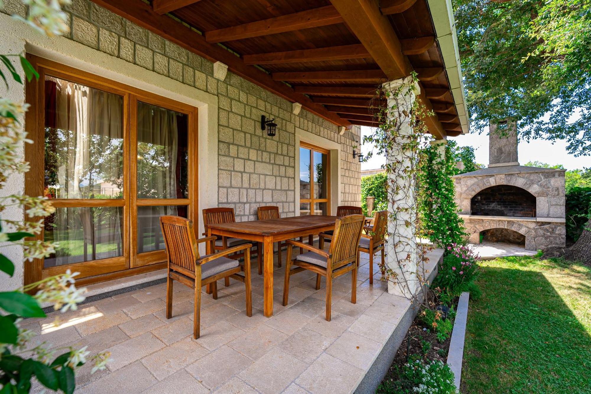 Villa Helena โกตอร์ ภายนอก รูปภาพ