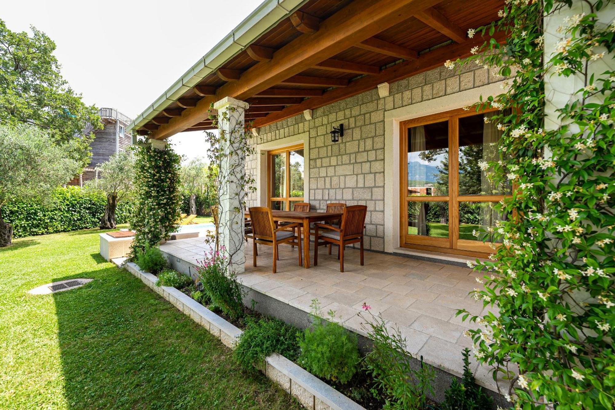 Villa Helena โกตอร์ ภายนอก รูปภาพ