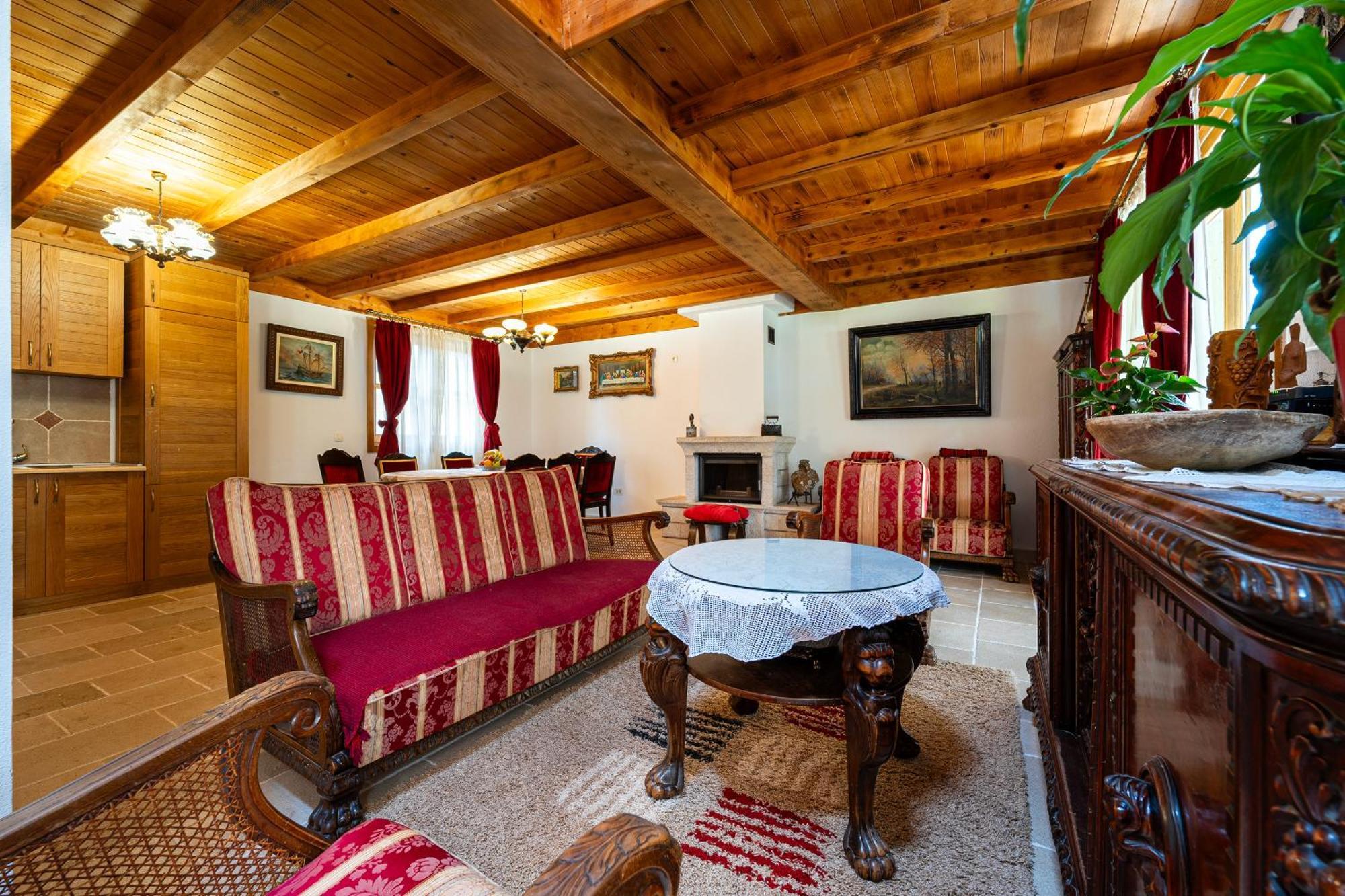 Villa Helena โกตอร์ ภายนอก รูปภาพ